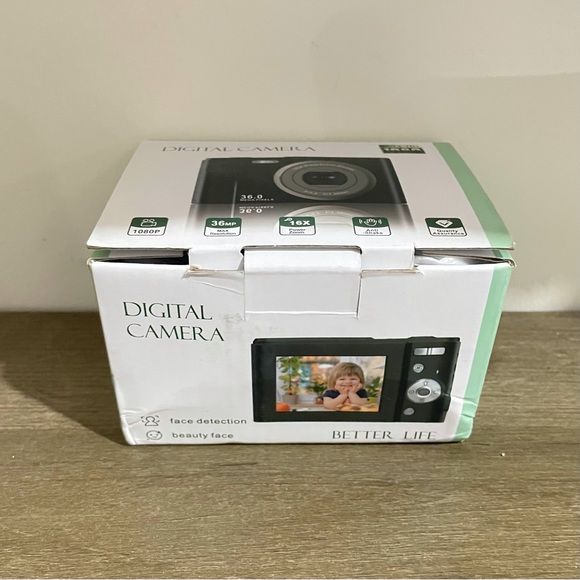 Portable Digital Camera FHD 1080P 36MP Vlogging Camera - Picture 3 of 3